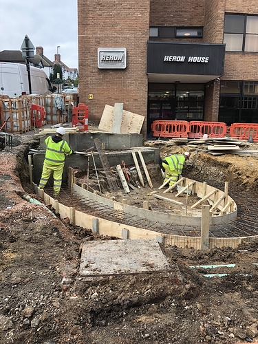 5896E548-3D1E-448B-9E9B-8362855526EA