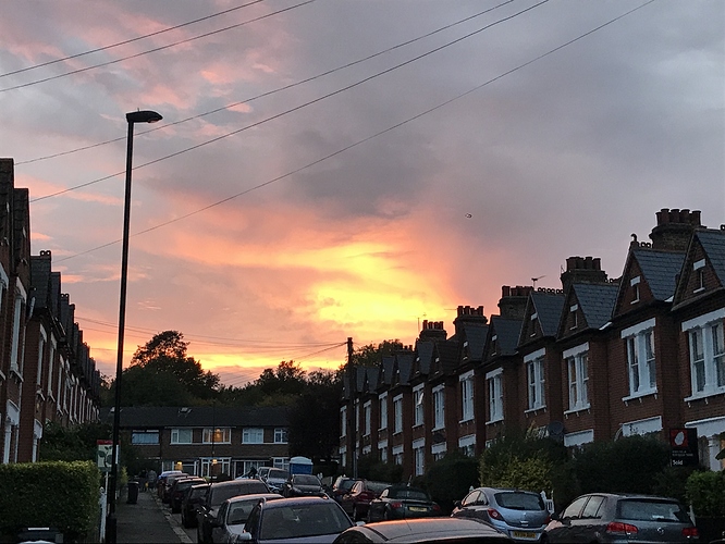 74B050D5-5A83-42D7-9733-D4F6008EFCA2