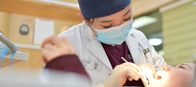 photo-1567568423327-a42bf243e0da