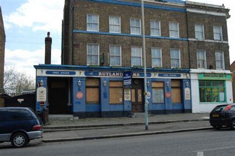 Rutland%20Arms%20Perry%20Hill%20Before